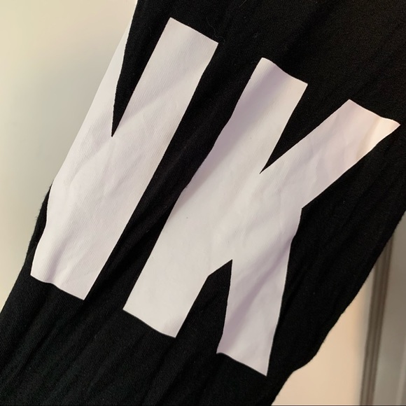 VS Pink “Super Soft” Long Sleeve - Picture 2 of 4